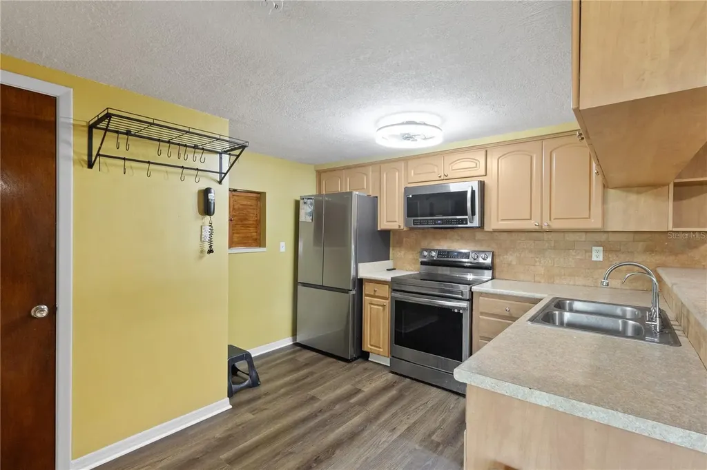 2527 Ohio Place Holiday FL 34691
