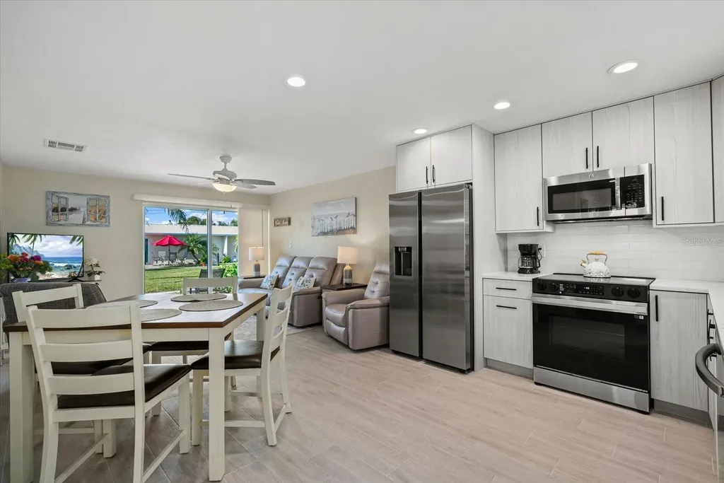 5830 Midnight Pass Road Sarasota FL 34242