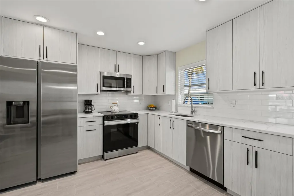 5830 Midnight Pass Road Sarasota FL 34242