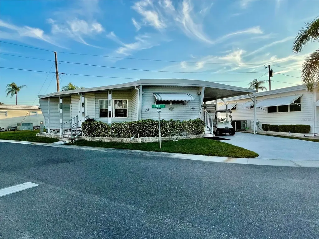 34462 Palm Drive N Pinellas Park FL 33781