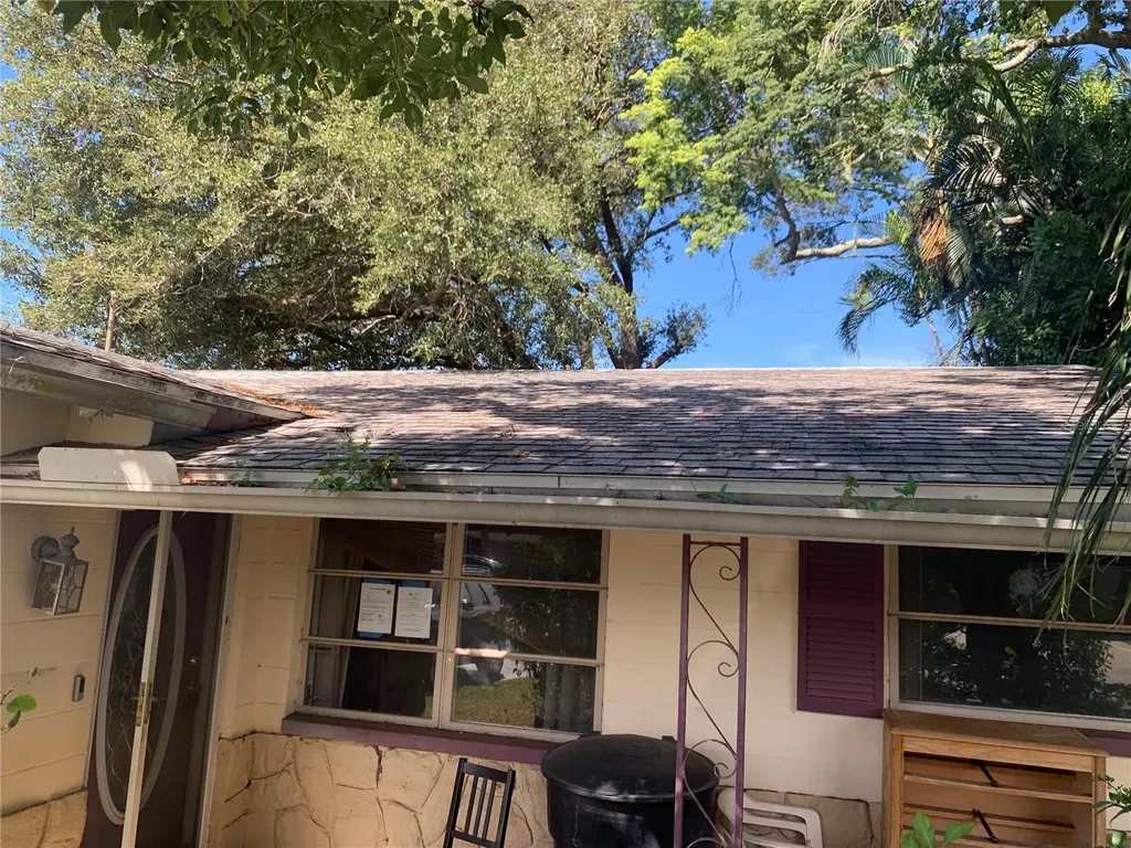 5435 18th Avenue N St Petersburg FL 33710