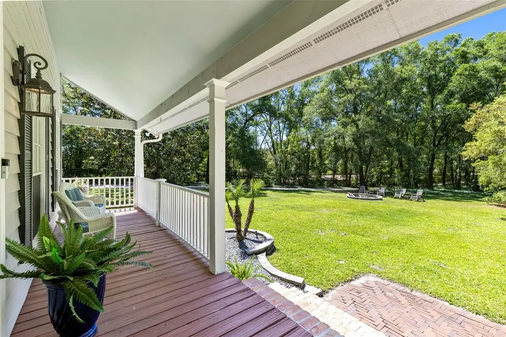 5787 N Apopka Vineland Road Orlando FL 32818