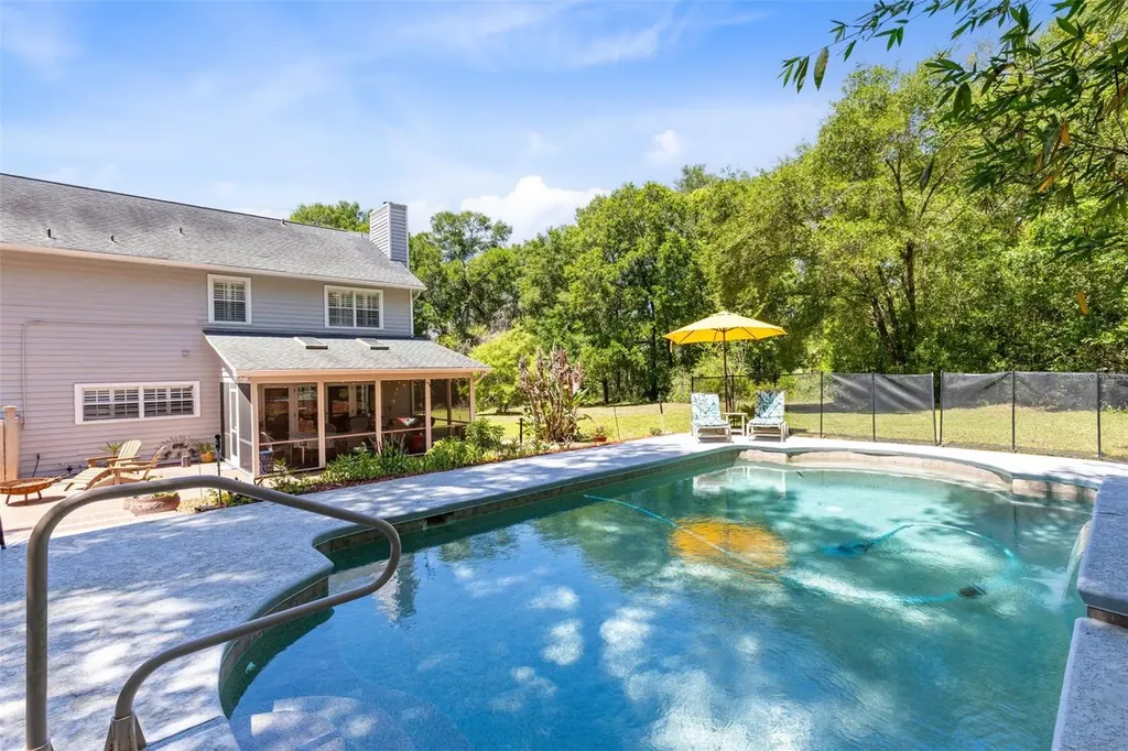 5787 N Apopka Vineland Road Orlando FL 32818