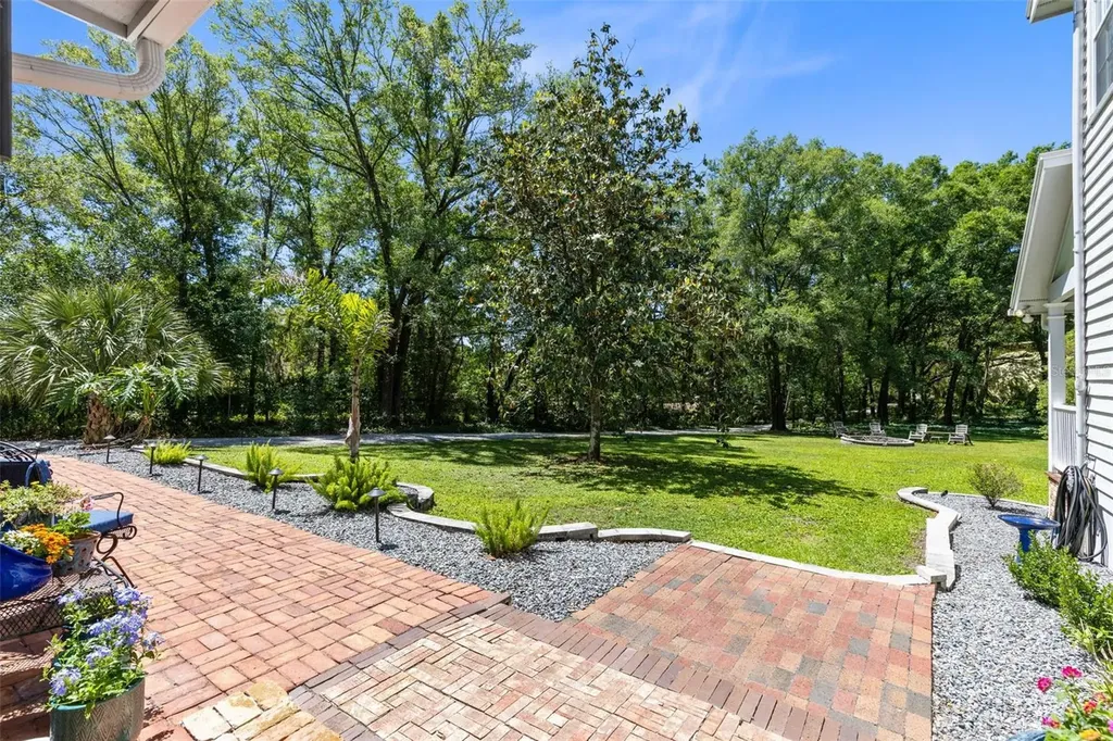 5787 N Apopka Vineland Road Orlando FL 32818