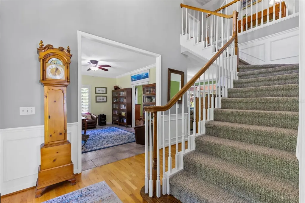 5787 N Apopka Vineland Road Orlando FL 32818