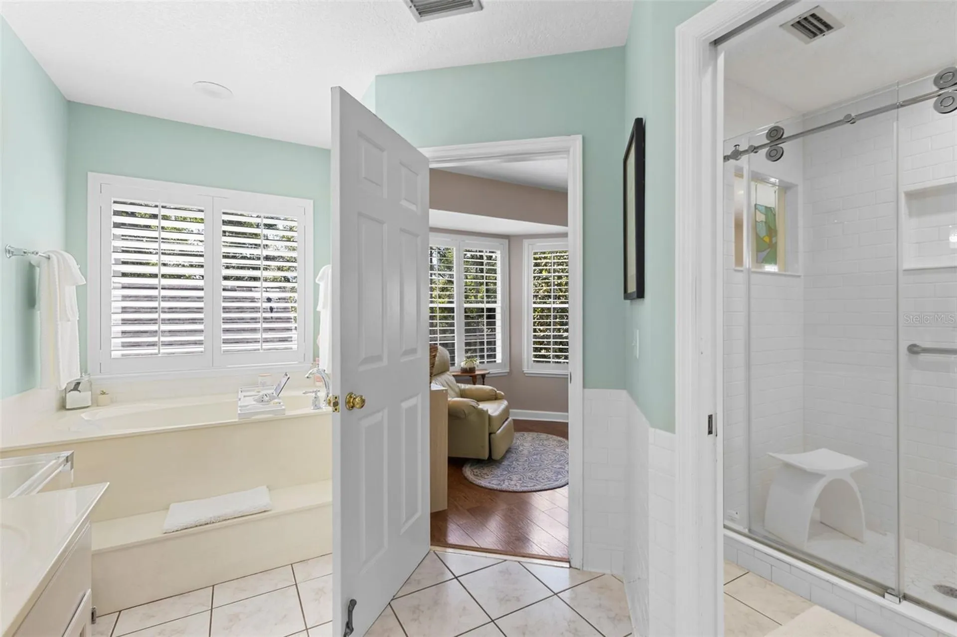 5787 N Apopka Vineland Road Orlando FL 32818