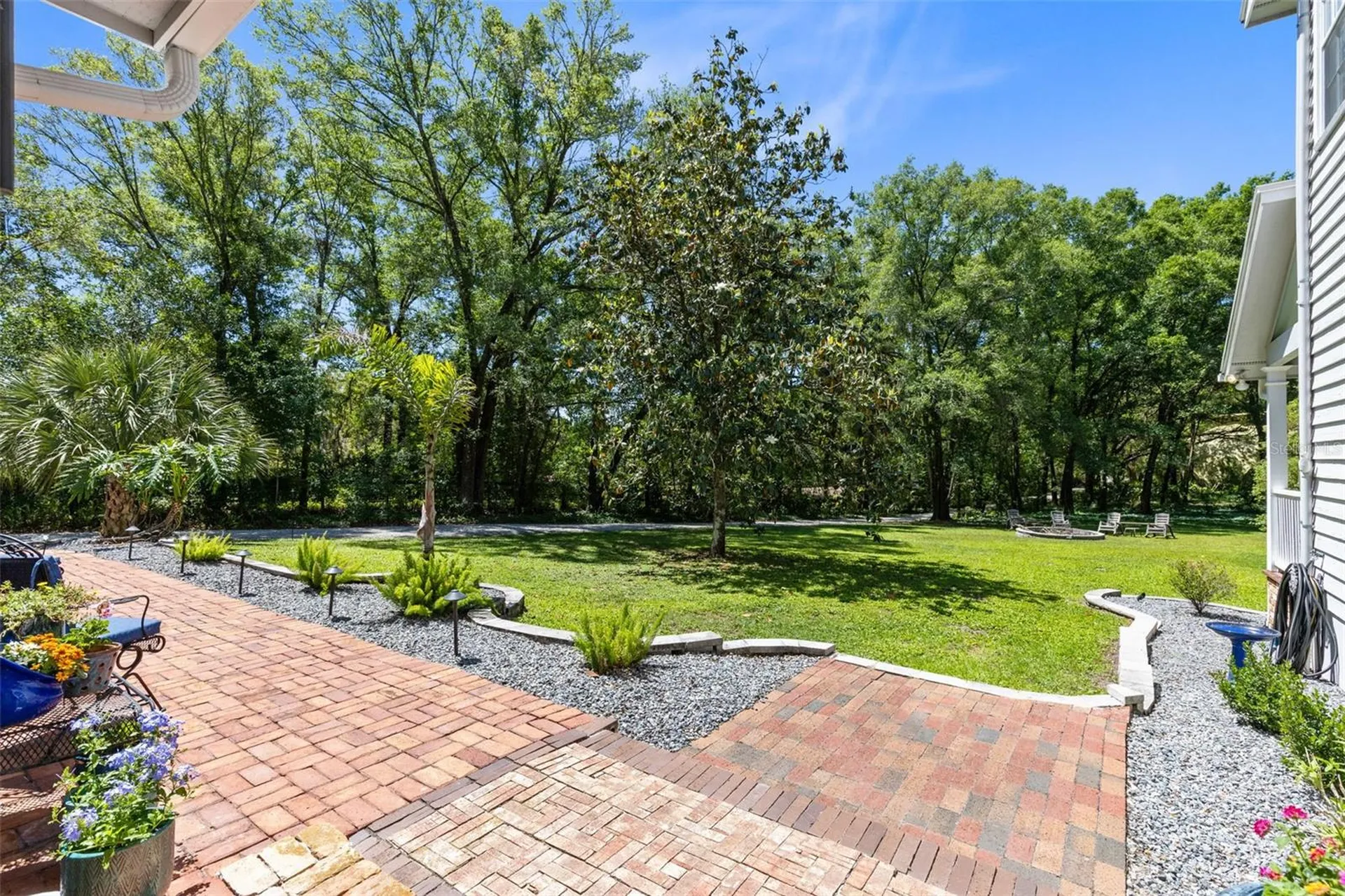 5787 N Apopka Vineland Road Orlando FL 32818