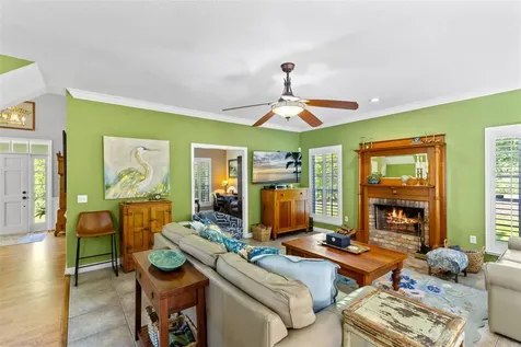 5787 N Apopka Vineland Road Orlando FL 32818