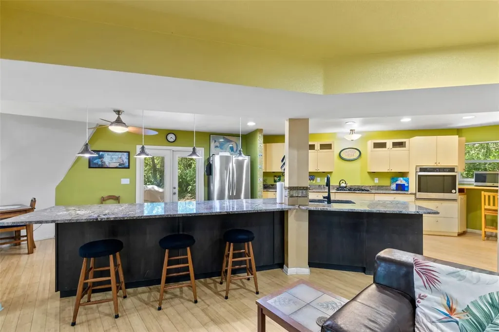 5789 N Apopka Vineland Road Orlando FL 32818