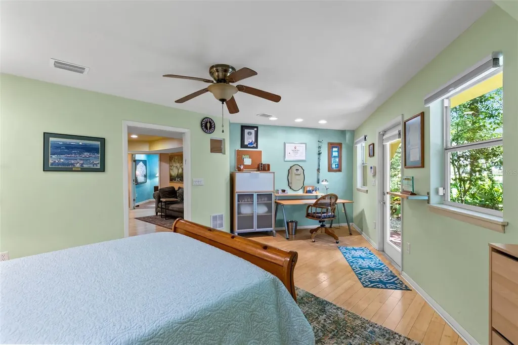 5789 N Apopka Vineland Road Orlando FL 32818