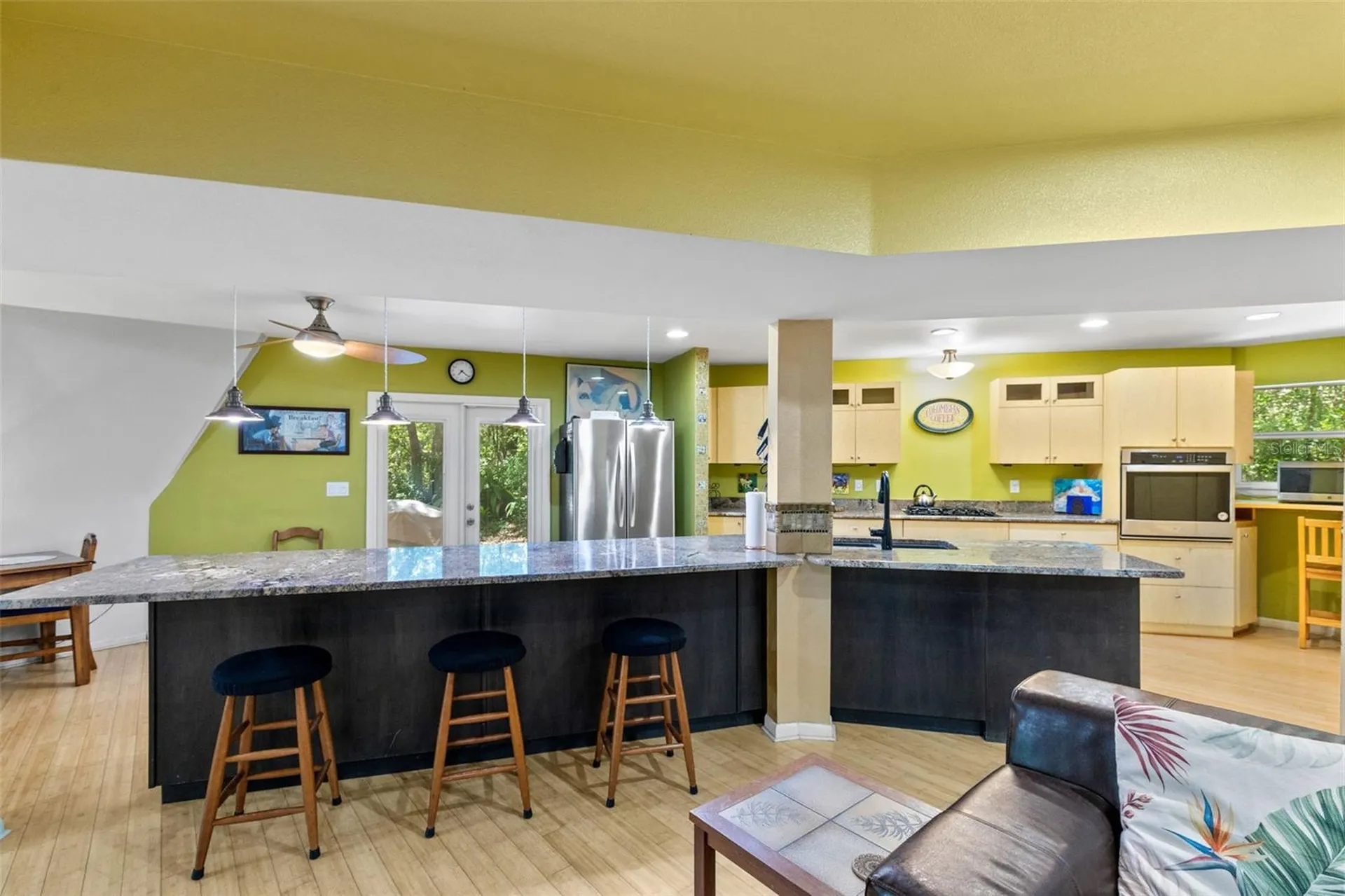 5789 N Apopka Vineland Road Orlando FL 32818