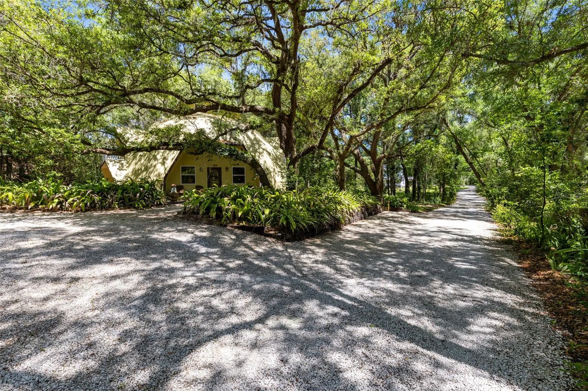 5789 N Apopka Vineland Road Orlando FL 32818