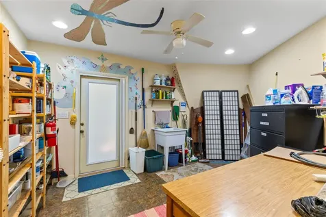 5789 N Apopka Vineland Road Orlando FL 32818
