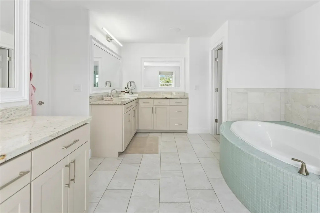 8008 Midnight Pass Road Sarasota FL 34242