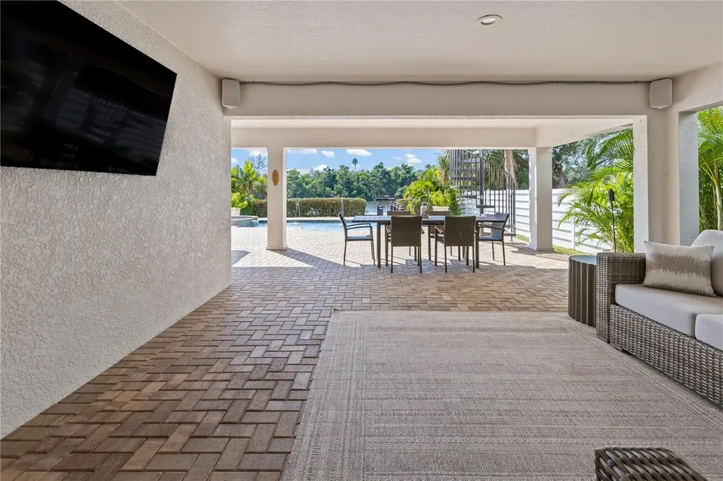 8008 Midnight Pass Road Sarasota FL 34242