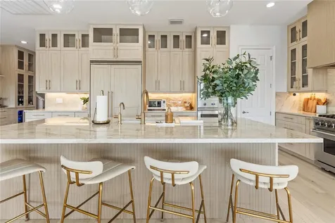 8008 Midnight Pass Road Sarasota FL 34242