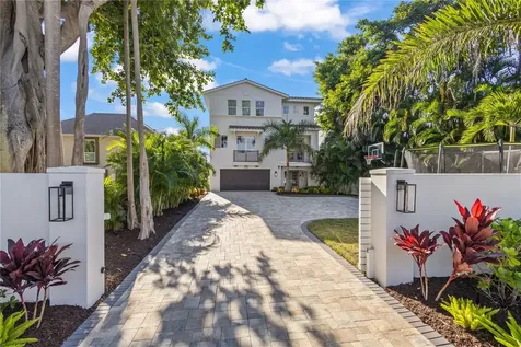 8008 Midnight Pass Road Sarasota FL 34242