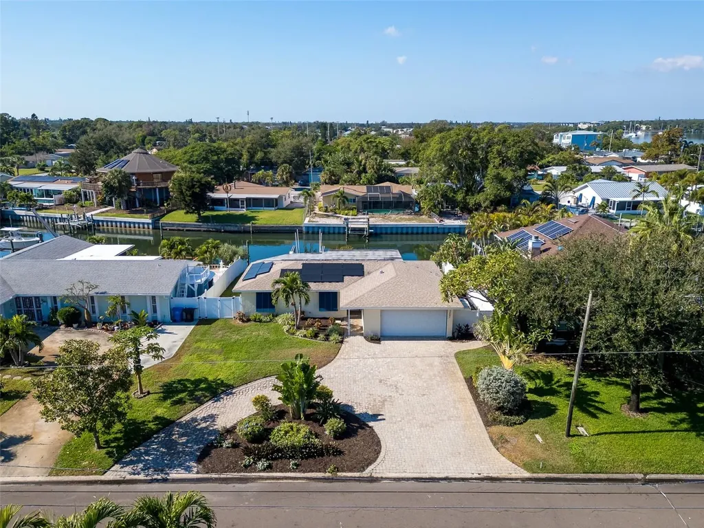 3497 Coquina Key Drive SE St Petersburg FL 33705