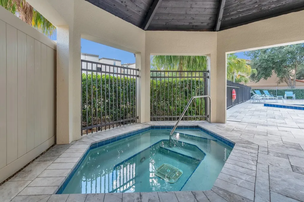 223 Quayside Circle Maitland FL 32751