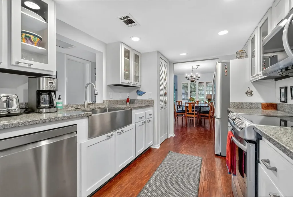 223 Quayside Circle Maitland FL 32751
