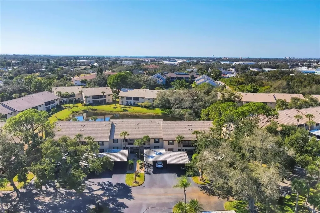 370 Three Lakes Lane Venice FL 34285