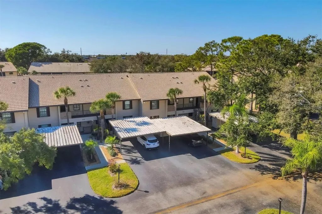 370 Three Lakes Lane Venice FL 34285