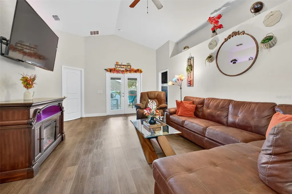 383 Buchannan Drive Davenport FL 33837