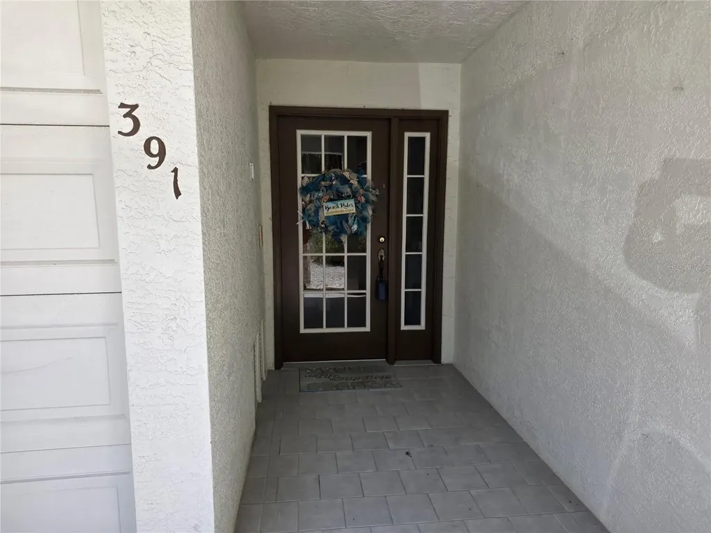391 Madeira Circle St Petersburg FL 33715
