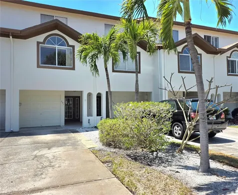 391 Madeira Circle Tierra Verde FL 33715