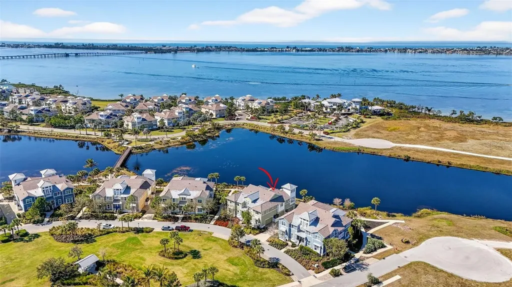 230 Sapphire Lake Drive Bradenton FL 34209