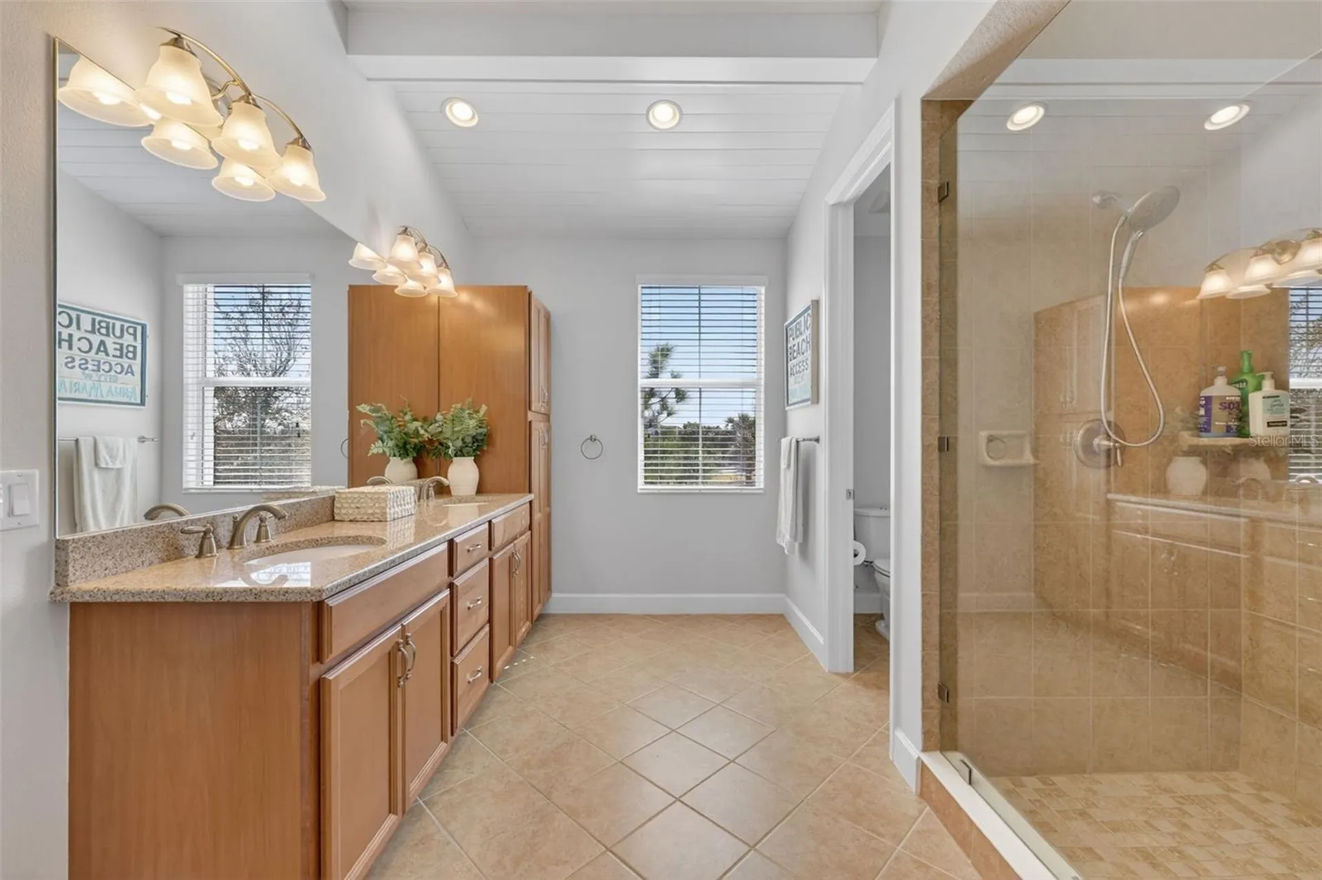 230 Sapphire Lake Drive Bradenton FL 34209