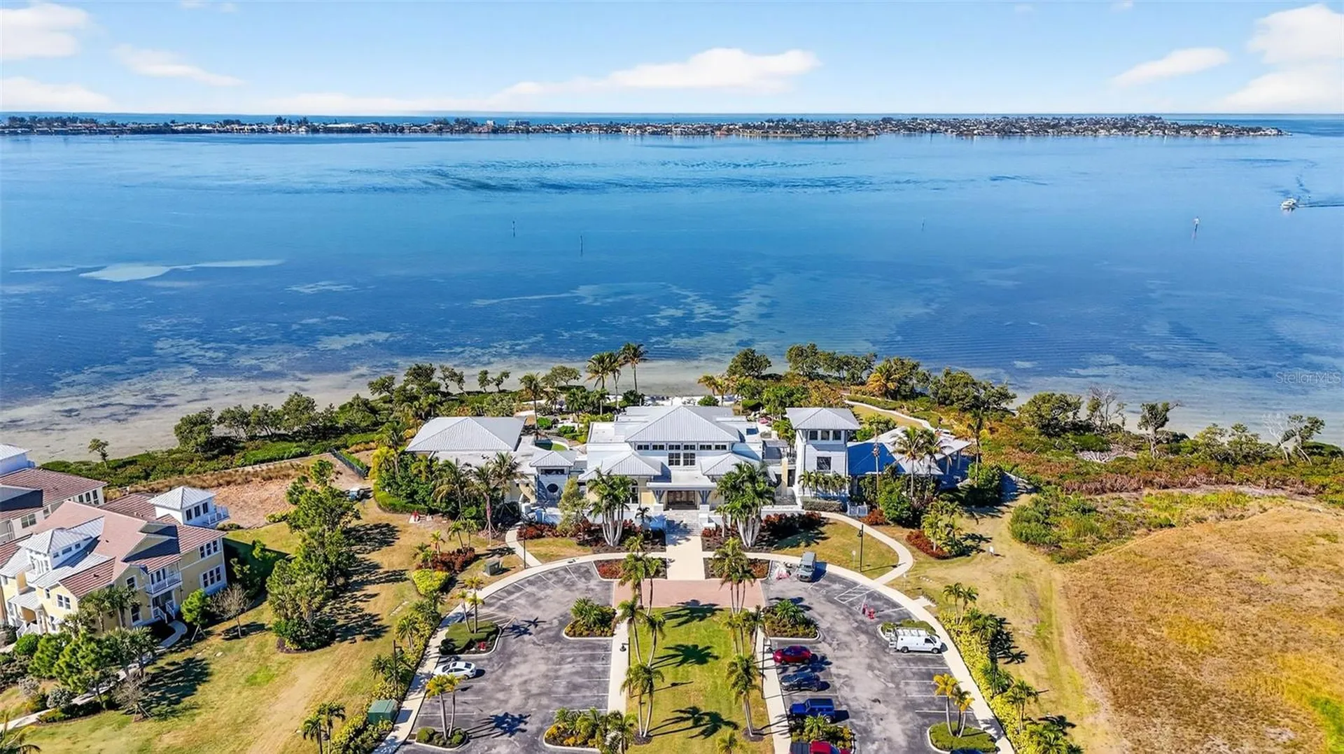 230 Sapphire Lake Drive Bradenton FL 34209