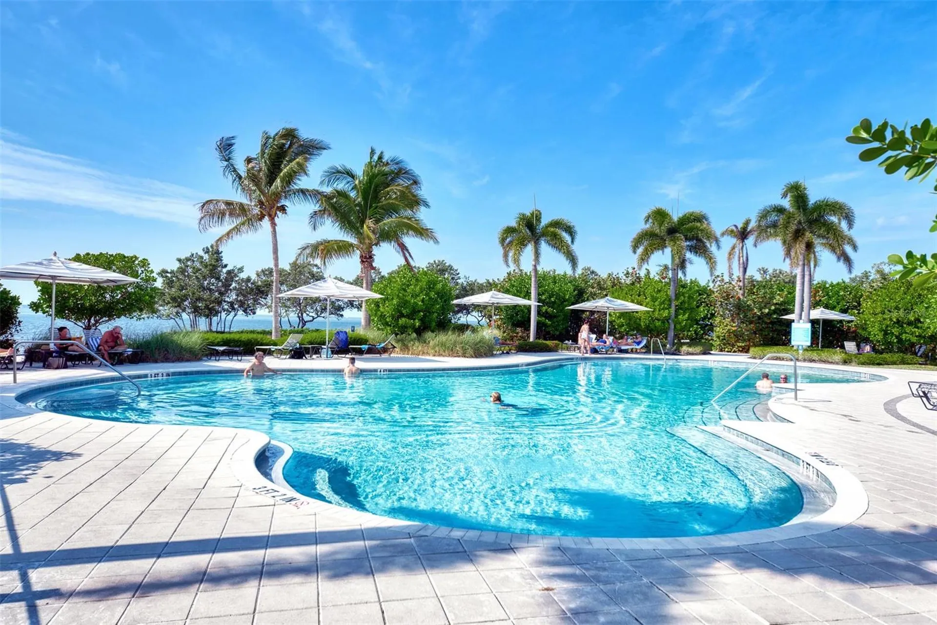 230 Sapphire Lake Drive Bradenton FL 34209