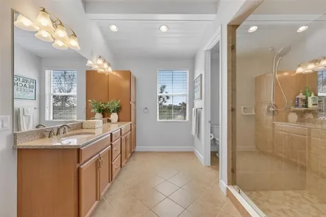 230 Sapphire Lake Drive Bradenton FL 34209