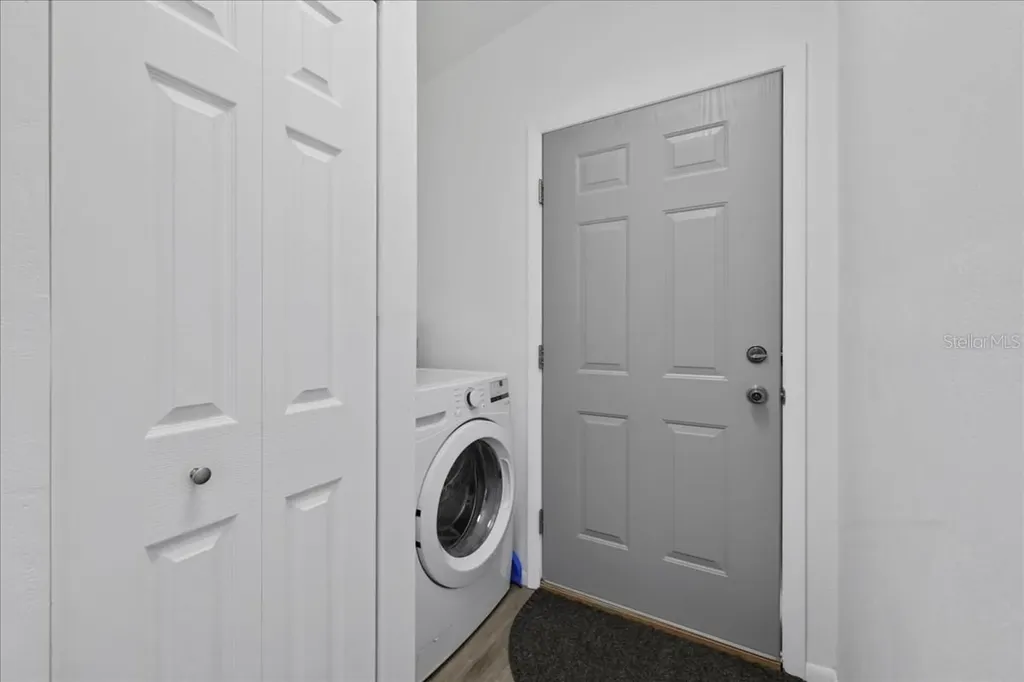 19681 Summerlin Road Fort Myers FL 33908