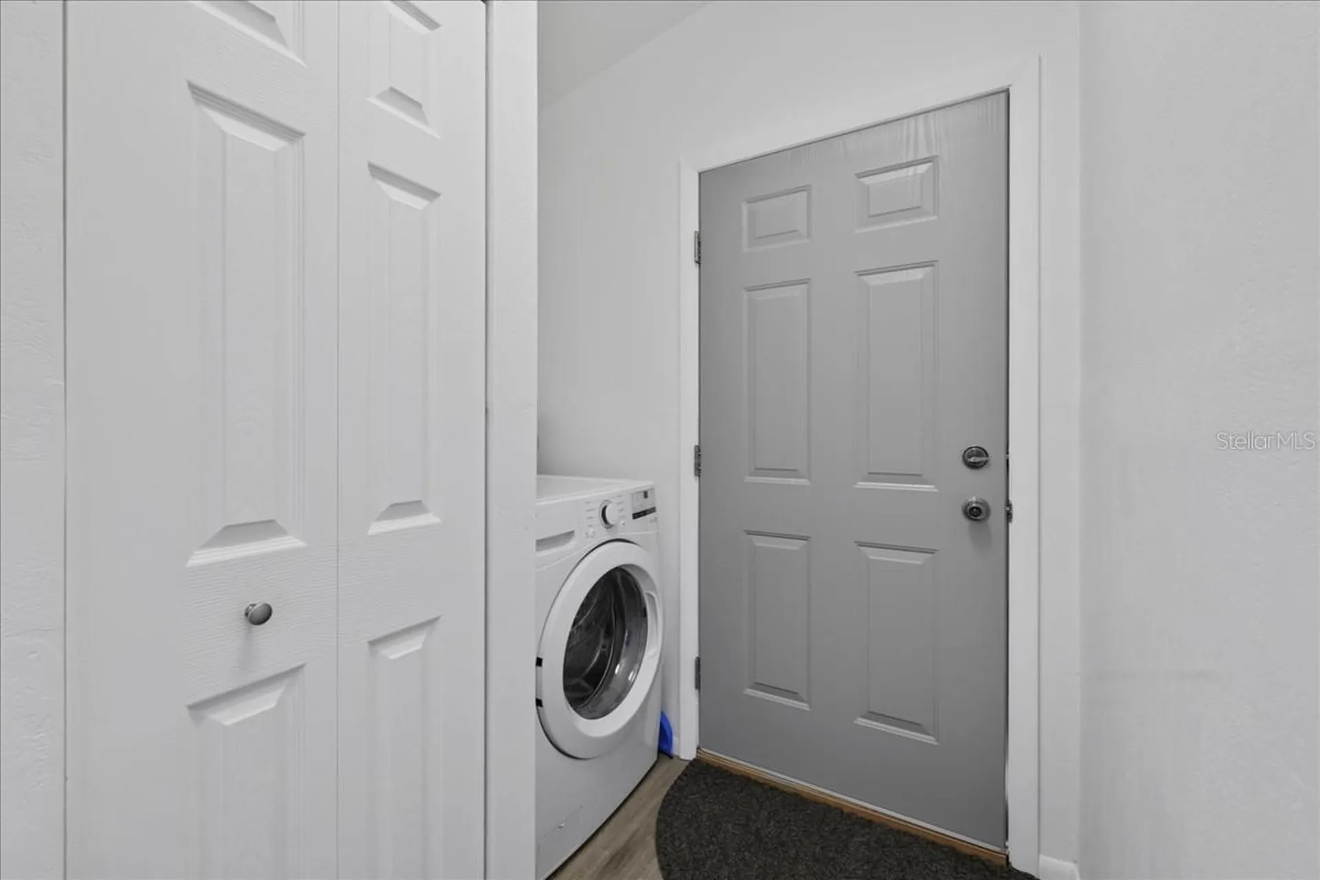 19681 Summerlin Road Fort Myers FL 33908