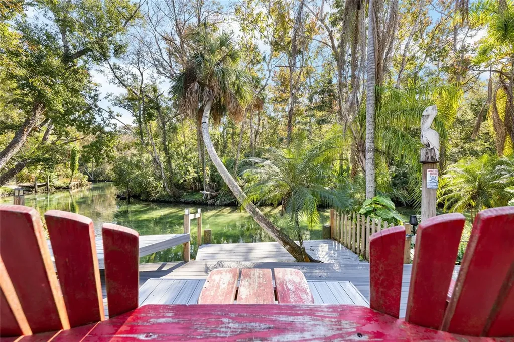 6110 Bear Trail Weeki Wachee FL 34607
