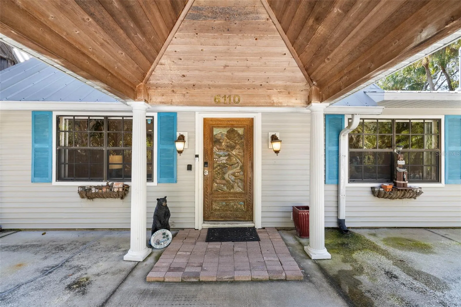 6110 Bear Trail Weeki Wachee FL 34607