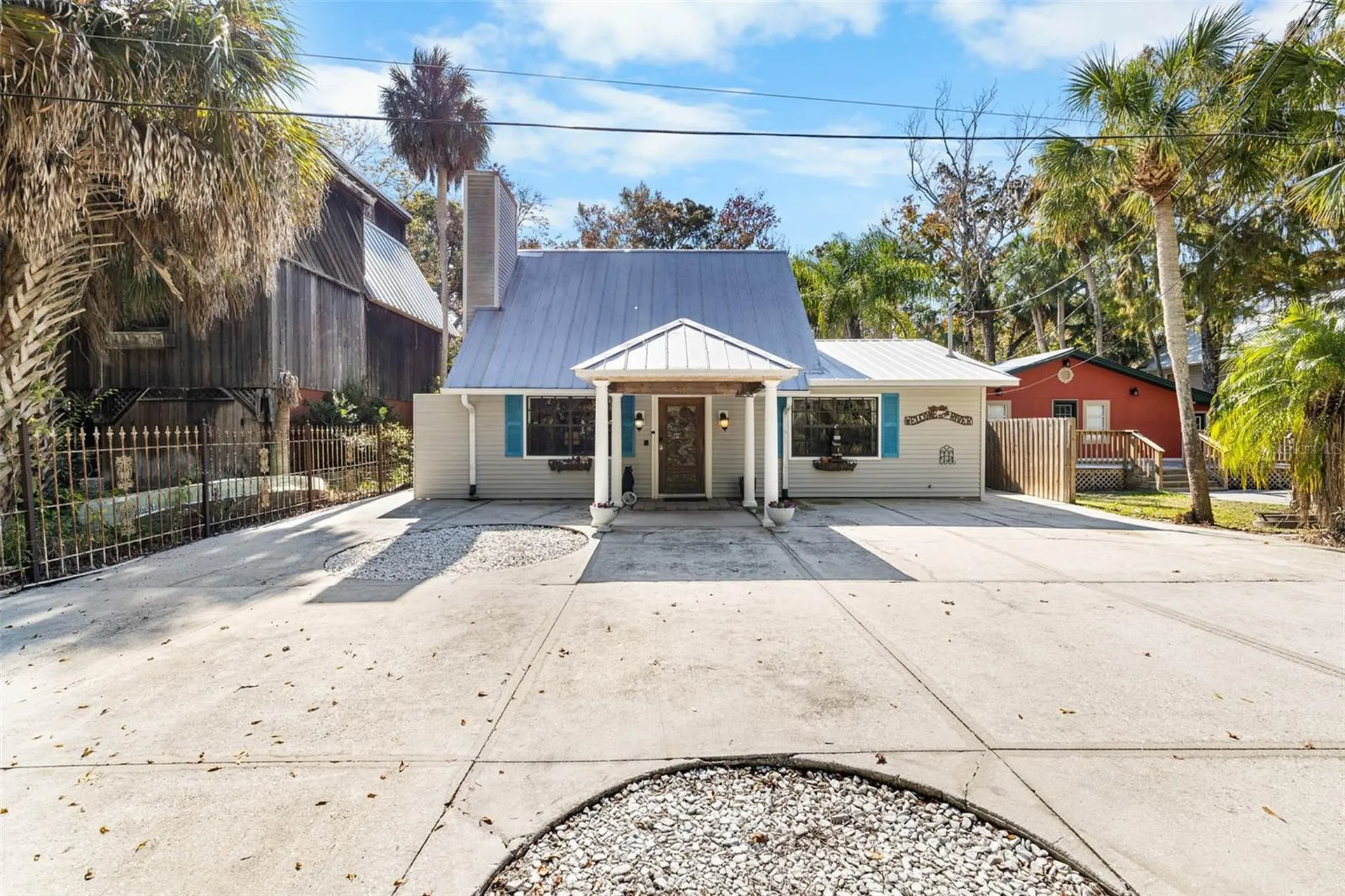 6110 Bear Trail Weeki Wachee FL 34607