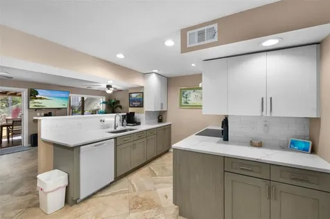 6110 Bear Trail Weeki Wachee FL 34607