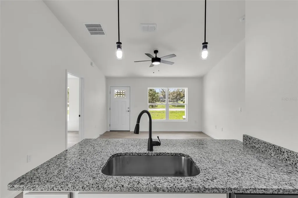 870 NW 69th Street Ocala FL 34475