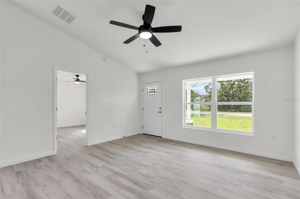 870 NW 69th Street Ocala FL 34475