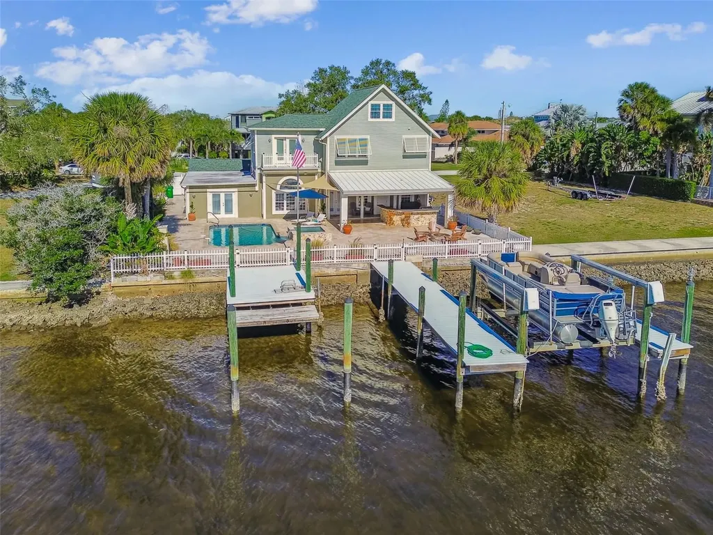 8025 Island Drive Port Richey FL 34668