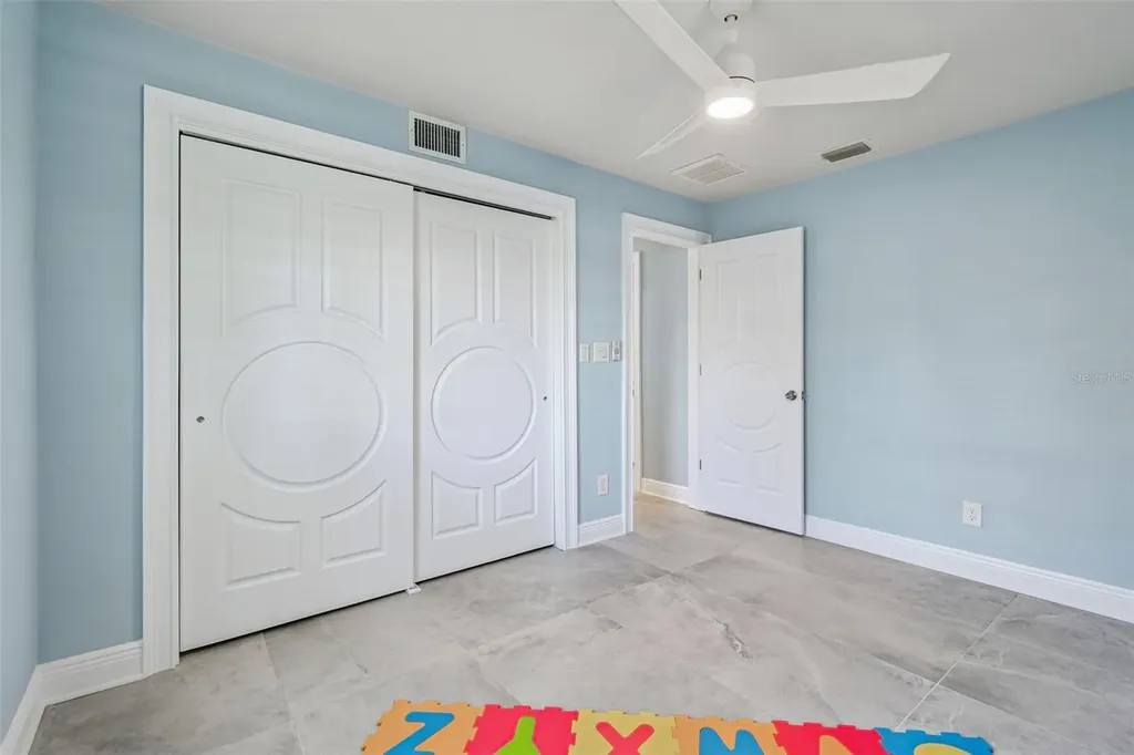 8025 Island Drive Port Richey FL 34668