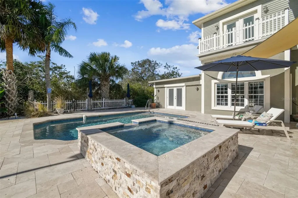 8025 Island Drive Port Richey FL 34668