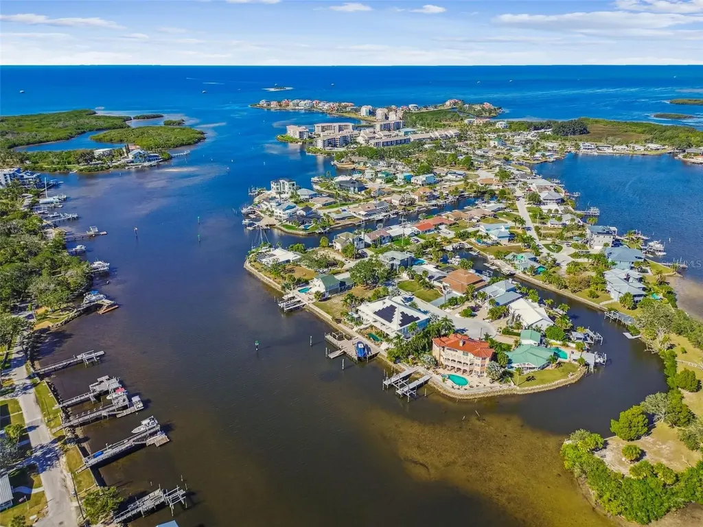 8025 Island Drive Port Richey FL 34668