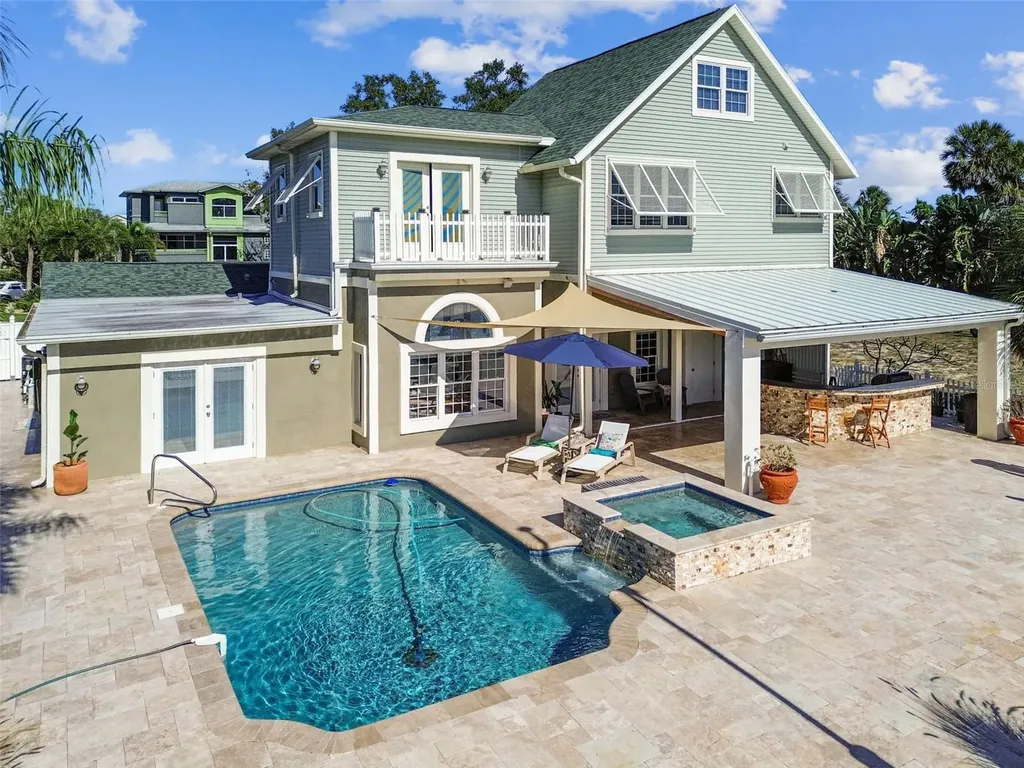 8025 Island Drive Port Richey FL 34668