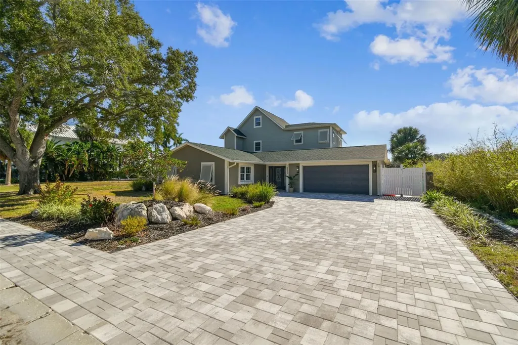 8025 Island Drive Port Richey FL 34668