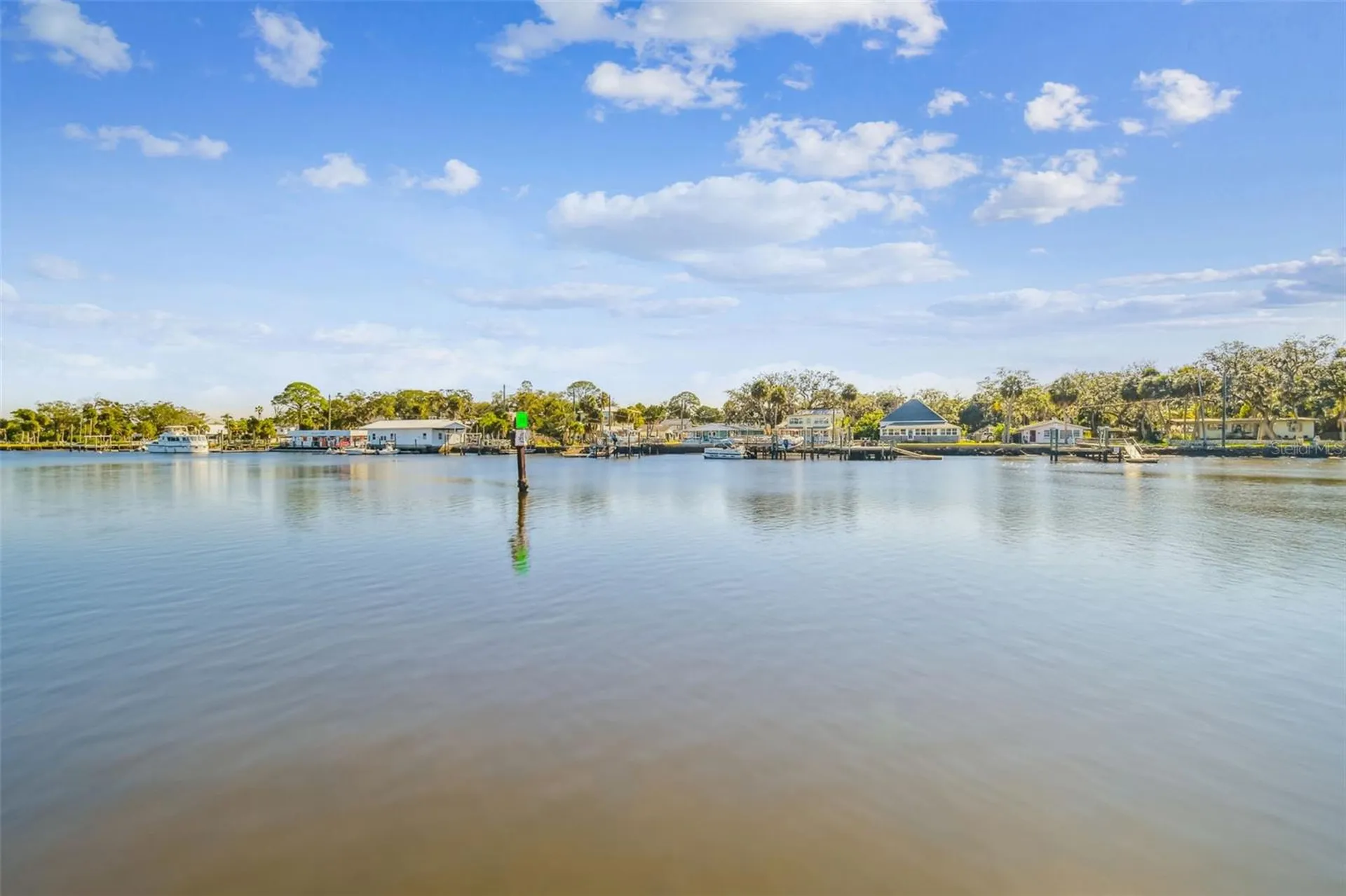 8025 Island Drive Port Richey FL 34668
