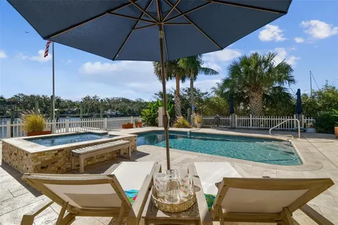 8025 Island Drive Port Richey FL 34668